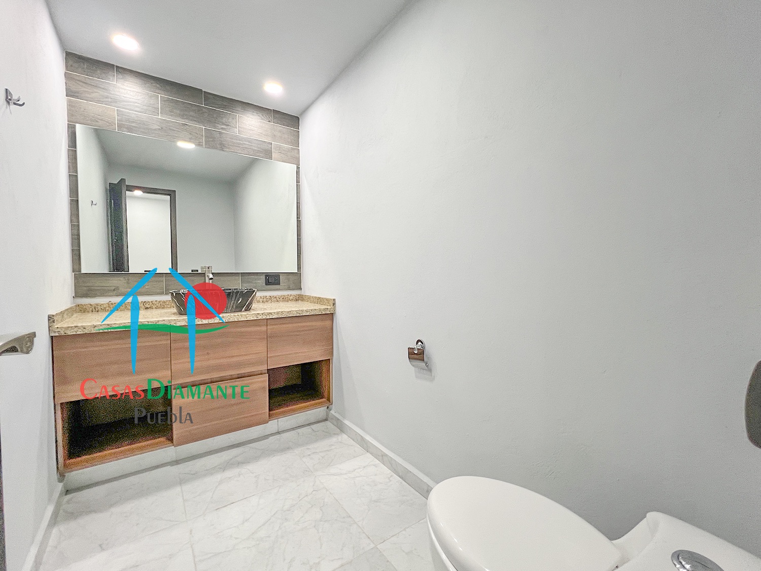 Parque Zacatecas Casa Cuarzo - Baño de visitas 2